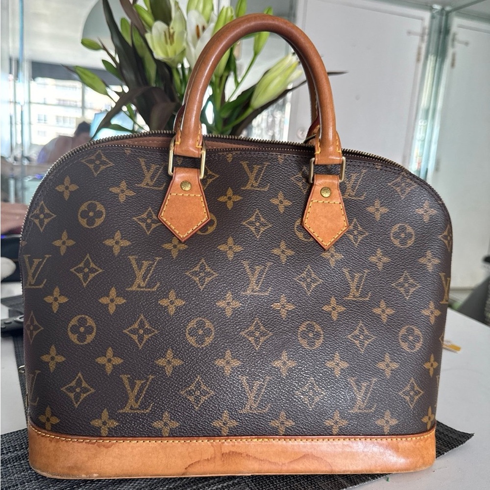 Louis Vuitton Alma bag Pm - Picture 2 of 16
